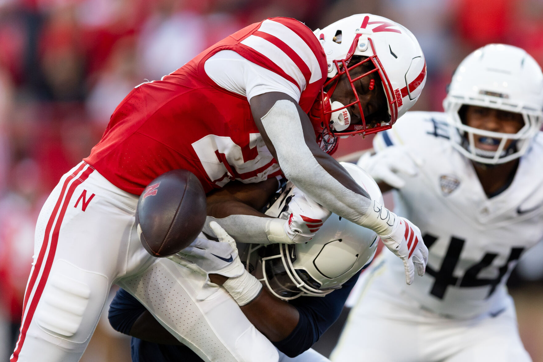 090625-owh-spo-nebraskavsakron-mm-14.JPG
